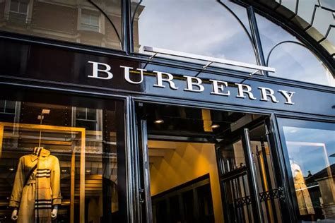 Burberry Earnings: Gets Strong Profit Boost But Needs